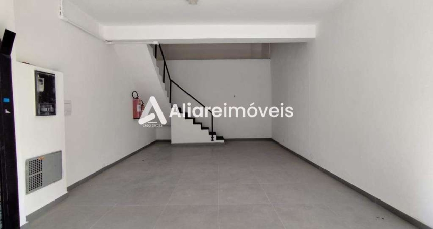 Loja c/ 32m², para aluguel no bairro Centro, por 2.450,00