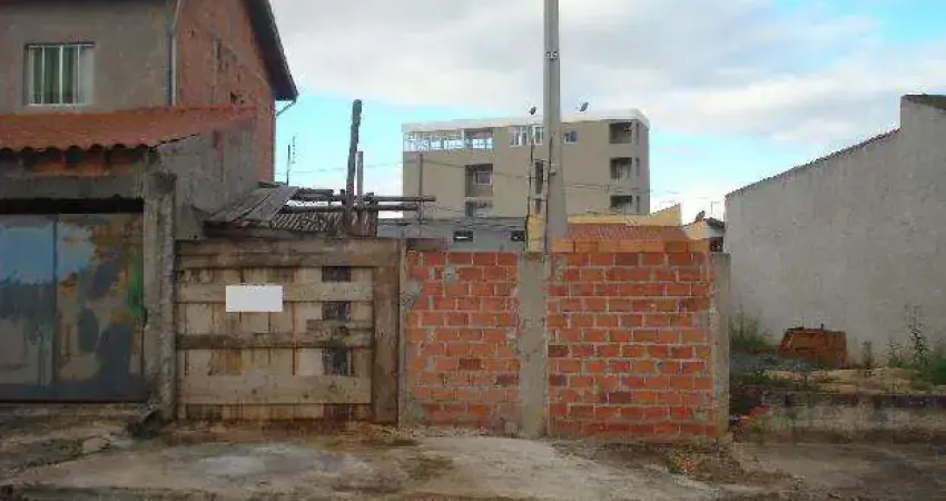 Terreno à venda na Rua Camila Hadade, 0, 252, Jardim Santa Rosa, Sorocaba