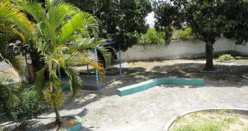 Casa com 2 Quartos sendo 1 suíte com Hidro e 7 vagas - Vila Carvalho