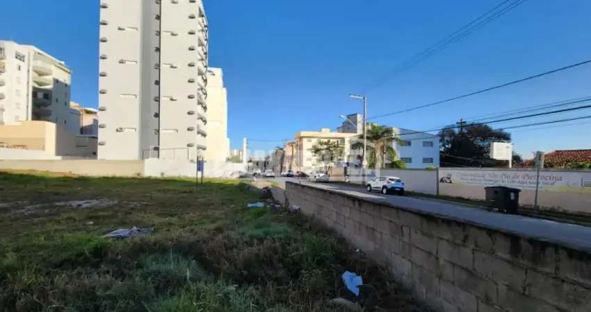 Terreno à venda na Rua Carlos Eugenio de Siqueira Salerno, Parque Campolim, Sorocaba