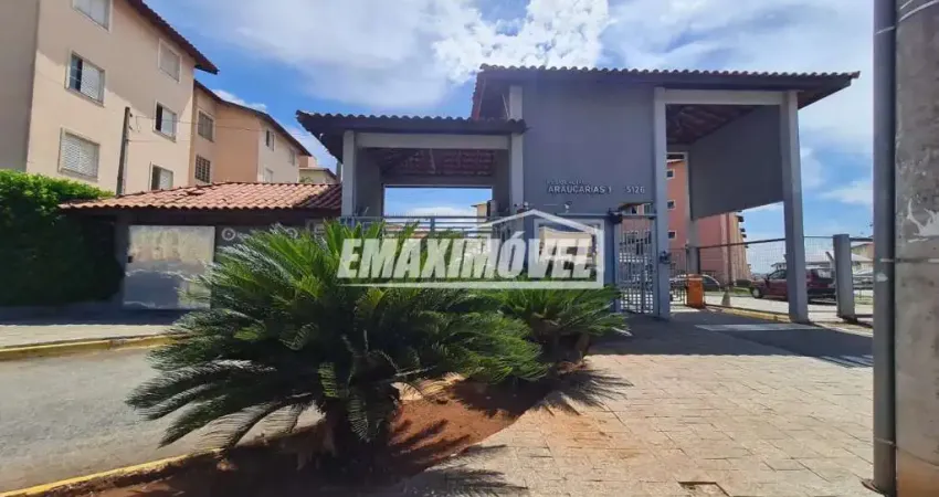 Apartamento térreo com 2 quartos no condomínio bosque das araucárias i