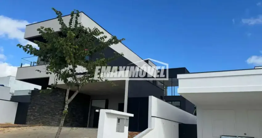 Sobrado com 3 Suítes, 6 vagas e Piscina no Condomínio Alphaville Castelo!