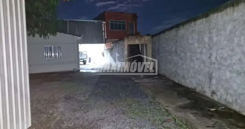 Galpão com 2 Casas + Escritório e Piscina - Boa Vista