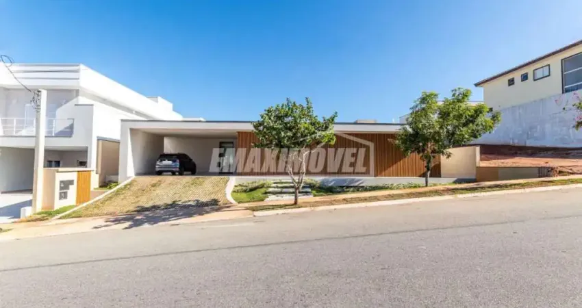 Casa térrea a venda, localizada no condomínio chácara ondina