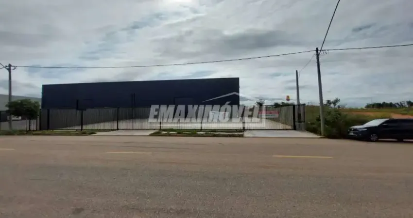 Barracão / Galpão / Depósito para alugar na Rua Oliveiro Pinheiro de Camargo, Galpão 1 e 2, 126, Parque Empresarial das Mangueiras, Sorocaba