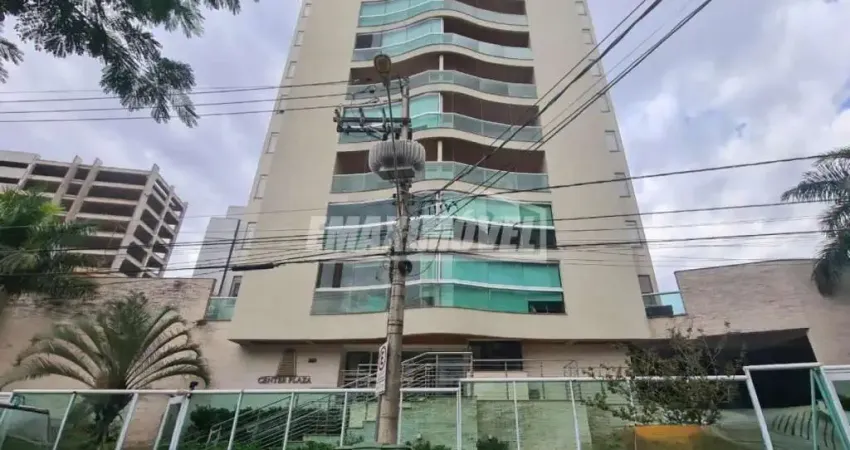 Apartamento em andar alto, a venda localizado no Condomínio Edifício Center Plaza
