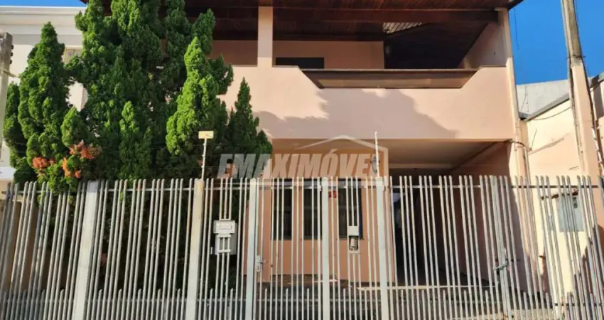 Casa com 3 Quartos sendo 1 suíte e 6 vagas - Vila Augusta