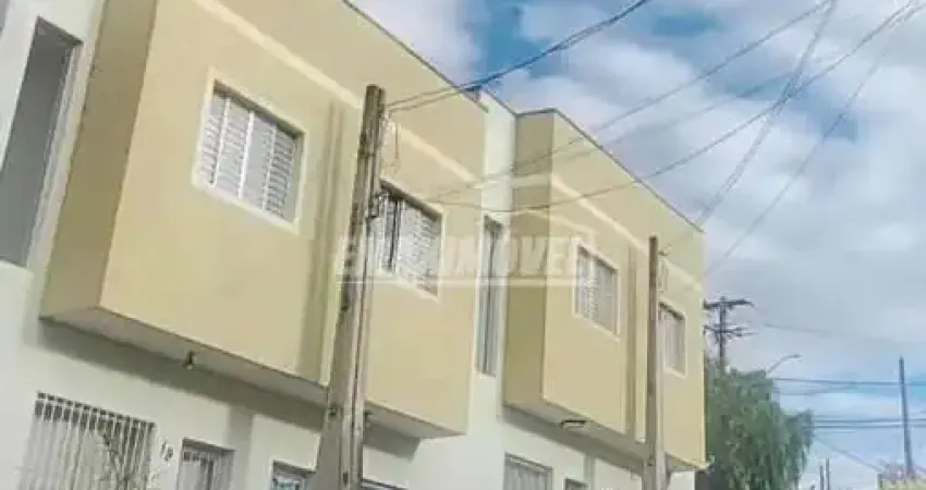 Casa á venda com 2 quartos no condomínio vila dos sonhos em sorocaba-sp