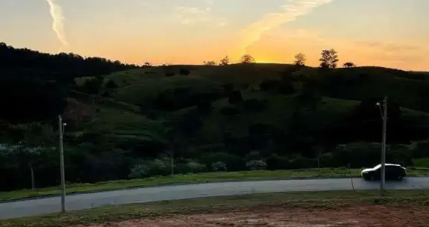 Terreno à venda em Itupeva-SP, no Condomínio Reserva Santa Monica, com 941,70m² de área!