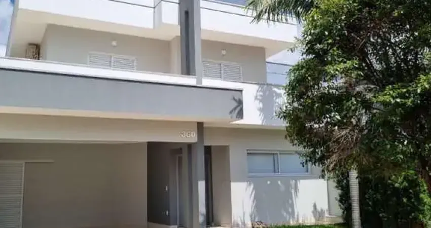 Casa no  Condomínio  Reserva da Mata em Vinhedo-SP: 3 Quartos, 3 Suítes, 2 Salas e 203m² de Área
