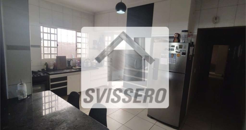 Casa térrea com 2 quartos à venda em Jardim Terra Branca - SP