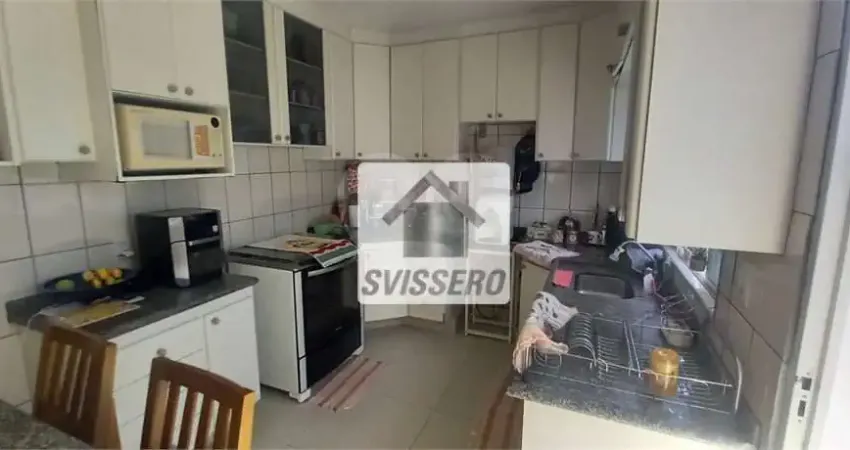 Casa com 3 quartos à venda em Vila Independência - SP