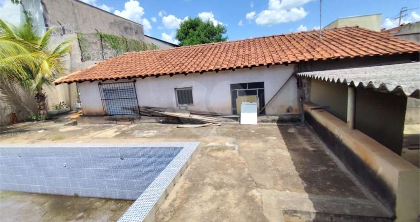 Casa com 3 quartos à venda em Residencial Parque Granja Cecília A - SP