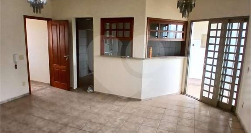 Sobrado com 3 quartos à venda em Vila Quaggio - SP