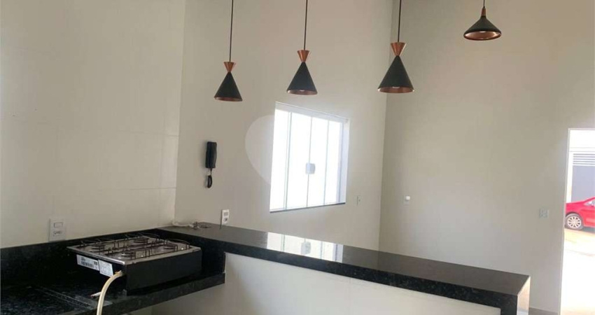 Casa com 3 quartos à venda ou para locação em Vila D'aro - SP