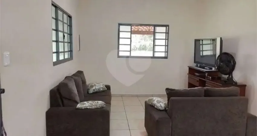 Chácara / sítio com 2 quartos à venda na Rodovia Cezário José de Castilho, Rio Verde, Bauru