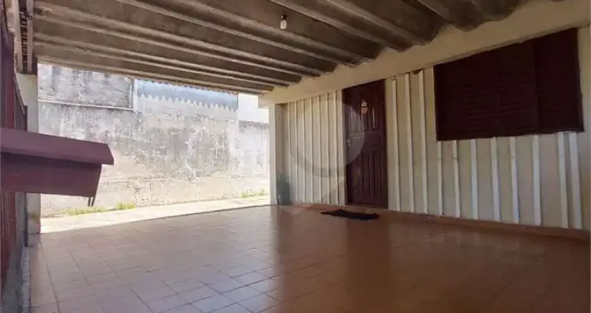 Casa com 4 quartos à venda na Rua Júlio Fernandes, Vila Industrial, Bauru