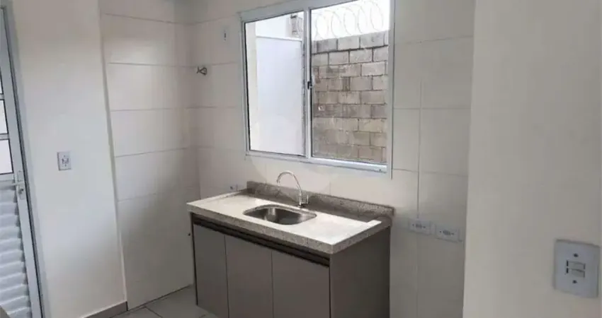 Casa em condomínio fechado com 2 quartos à venda na Rua Matilde Fraga Moreira de Almeida, Parque São João, Bauru