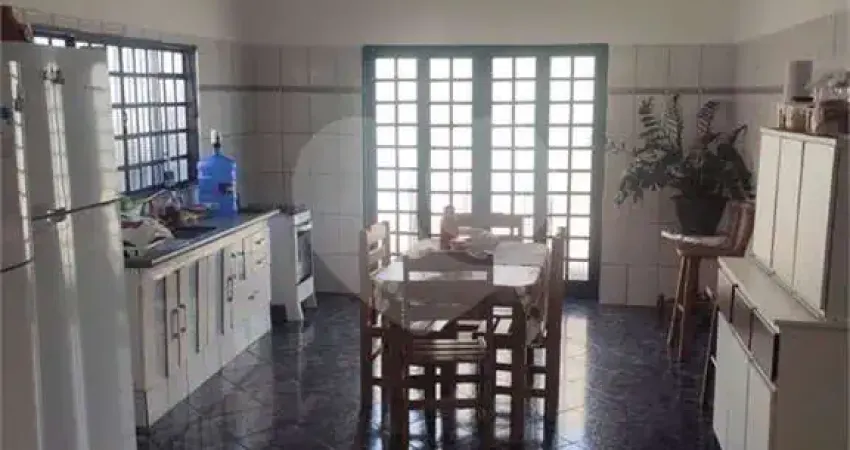 Casa com 4 quartos à venda na Rua Regente Feijó, Vila Souto, Bauru