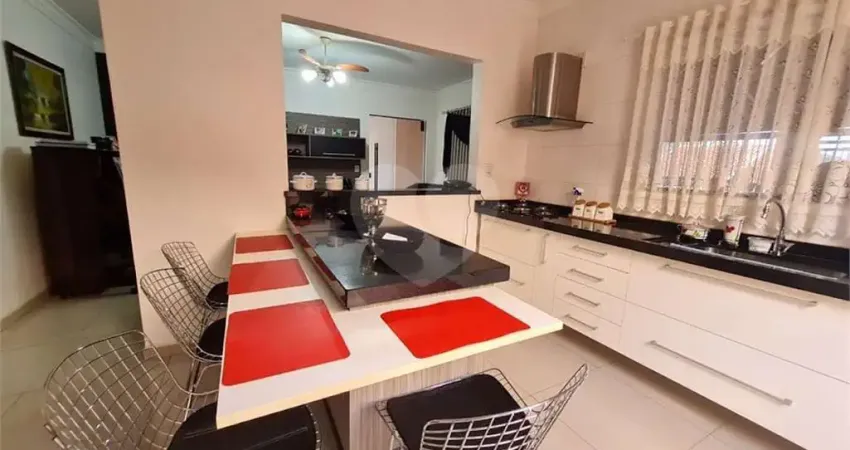 Casa com 3 quartos à venda na Rua Pedro Jordão Rodrigues, Jardim Chapadão, Bauru