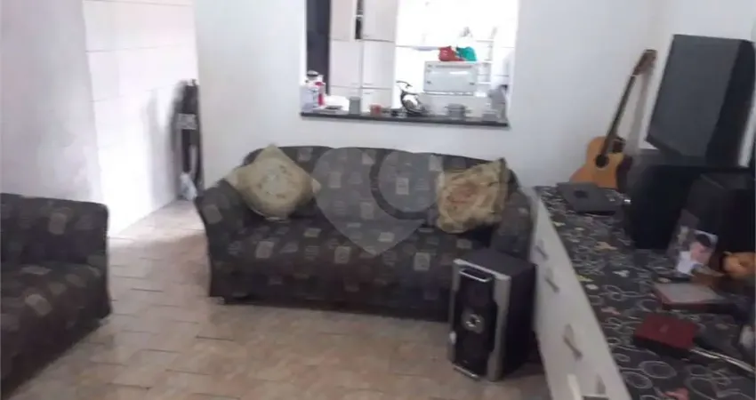 Casa com 2 quartos à venda na Rua Cirso Souza dos Santos, Parque Jaraguá, Bauru