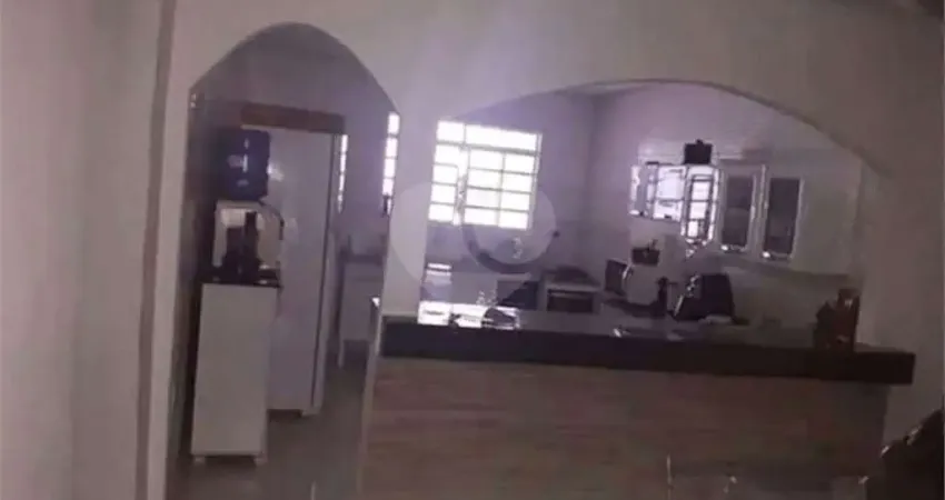 Casa com 2 quartos à venda na Rua Miguel Delledone, Vila Dutra, Bauru