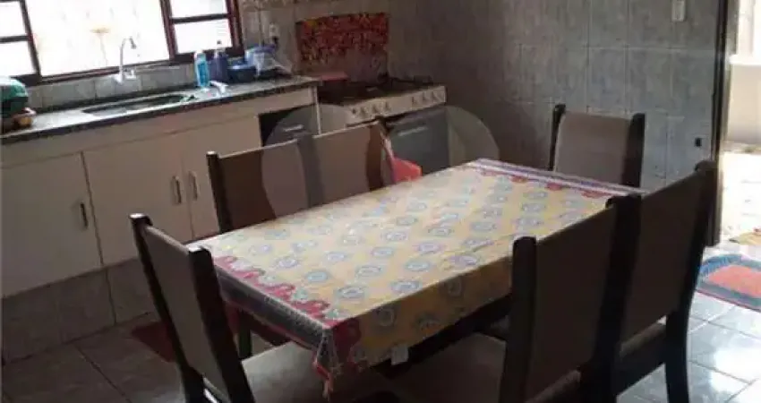 Casa com 2 quartos à venda na Rua Alto Juruá, Vila Lemos, Bauru