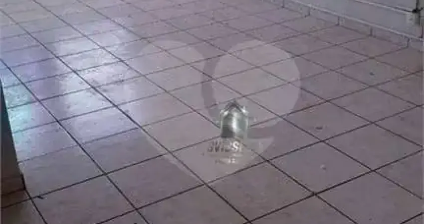 Sala comercial para alugar na Rua Rio Branco, Centro, Bauru