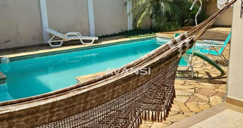 Casa com 3 dormitórios à venda, 244 m² por R$ 750.000,00 - Parque Novo Mundo - Americana/SP