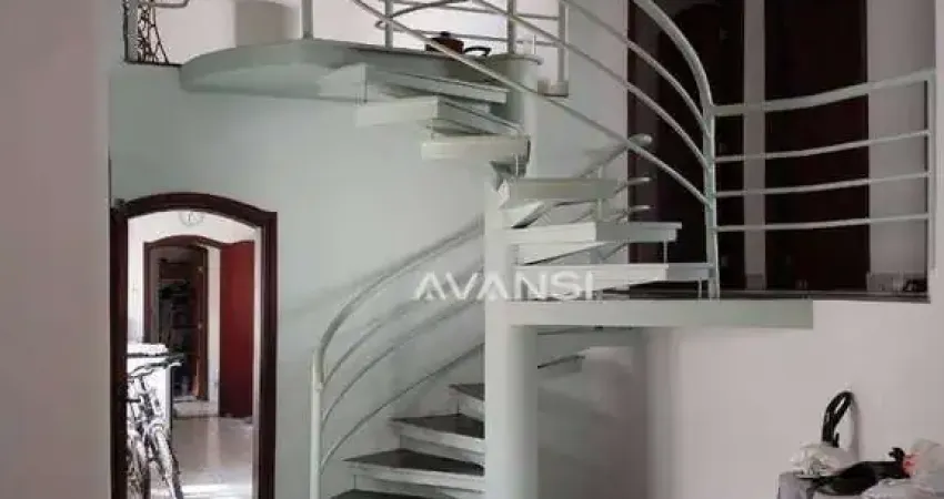 Sobrado com 4 dormitórios à venda, 220 m² por R$ 550.000 - Vila Bertini - Americana/SP