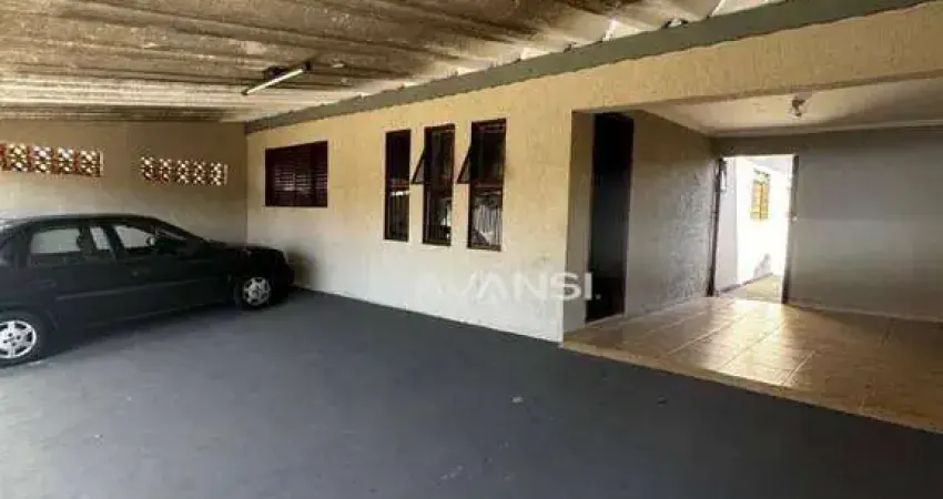 Casa com 2 dormitórios à venda, 100 m² por R$ 420.000 - Vila Mathiesen - Americana/SP