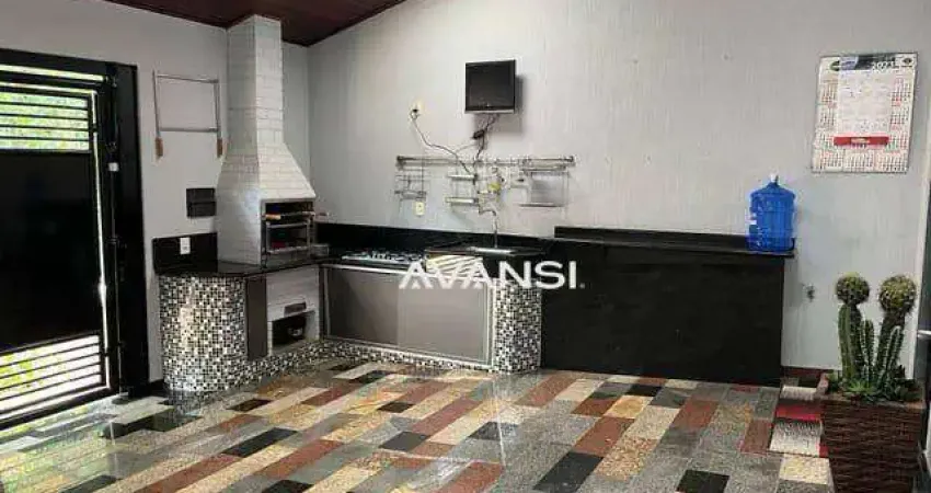 Casa com 3 dormitórios à venda, 126 m² por R$ 630.000 - Vila Bertini - Americana/SP