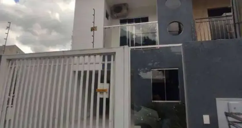 Sobrado com 3 dormitórios à venda, 142 m² por R$ 720.000,00 - Padovani - Cascavel/PR