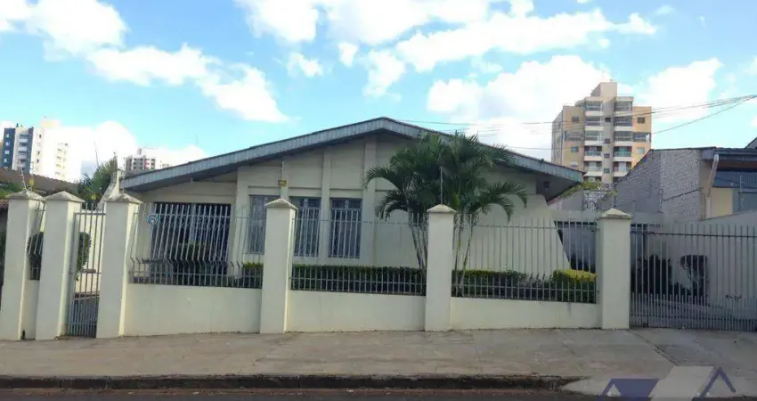 Casa com 3 dormitórios à venda, 263 m² por R$ 2.000.000,00 - Centro - Cascavel/PR
