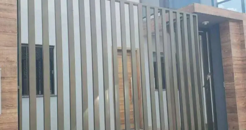 Sobrado com 3 dormitórios à venda, 126 m² por R$ 660.000,00 - Pioneiros Catarinenses - Cascavel/PR