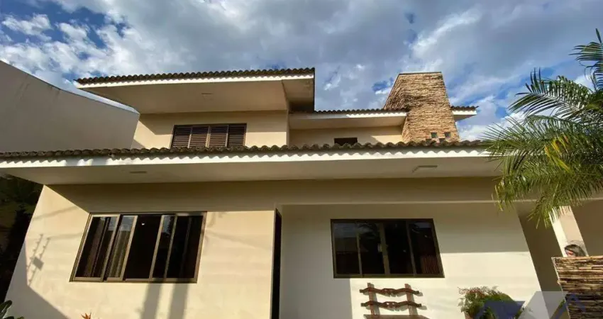 Sobrado com 3 dormitórios para alugar, 176 m² por R$ 6.500,00/mês - Tropical  - Cascavel/PR