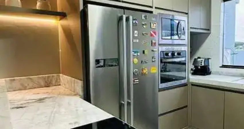 Sobrado à venda, 92 m² por R$ 680.000,00 - Belmonte - Cascavel/PR