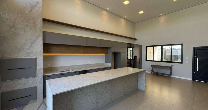 Casa Térrea - 3 suítes, piscina e grande sobra de terreno!