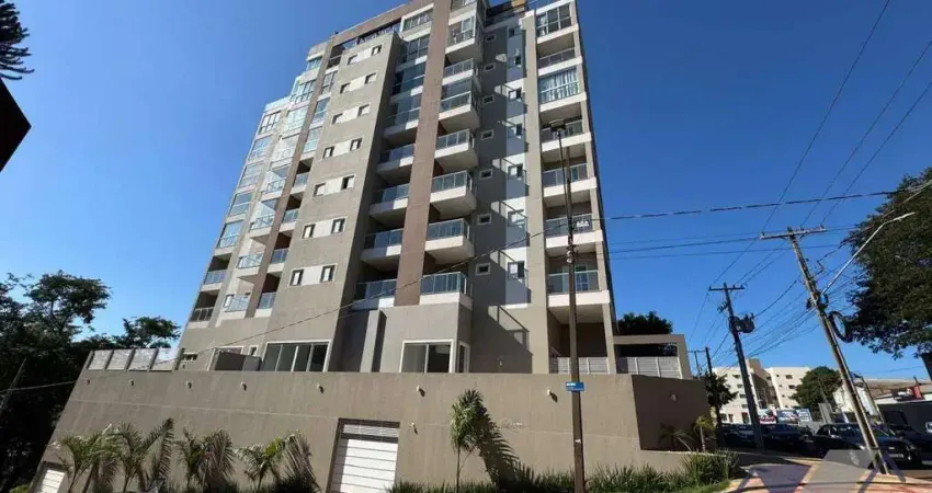 Apartamento com 3 dormitórios à venda por R$ 790.000,00 - Região do Lago 3 - Cascavel/PR