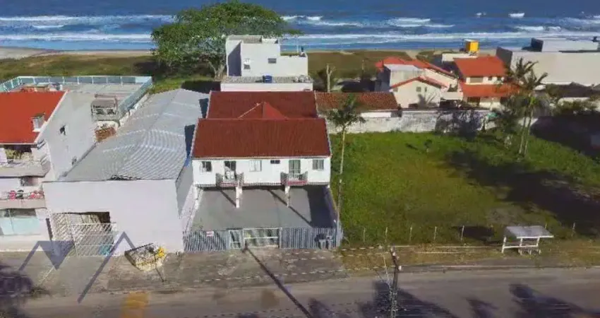 Apartamento à venda na Avenida Vinte e Nove de Abril, Brejatuba, Guaratuba