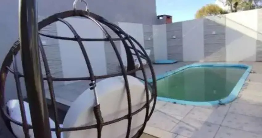 Casa com 2 quartos à venda na Avenida Atlântica, 2064, Centro, Tramandaí