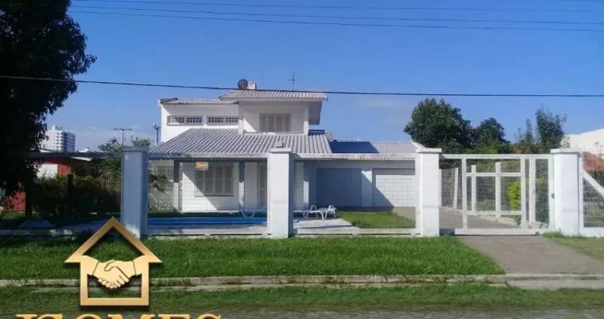 Casa com 5 quartos à venda na Avenida Atlântica, 2064, Centro, Tramandaí