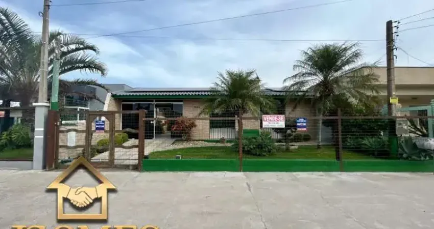 Casa com 3 quartos à venda na Avenida Atlântica, 2064, Centro, Tramandaí