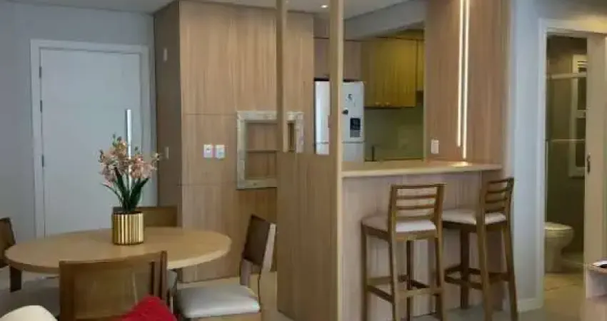 LINDO APARTAMENTO DECORADO NO CENTRO DE TRAMANDAÍ