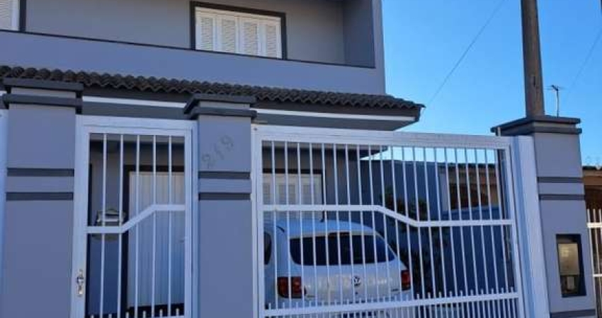 Casa com 3 quartos à venda na Avenida Atlântica, 2064, Centro, Tramandaí