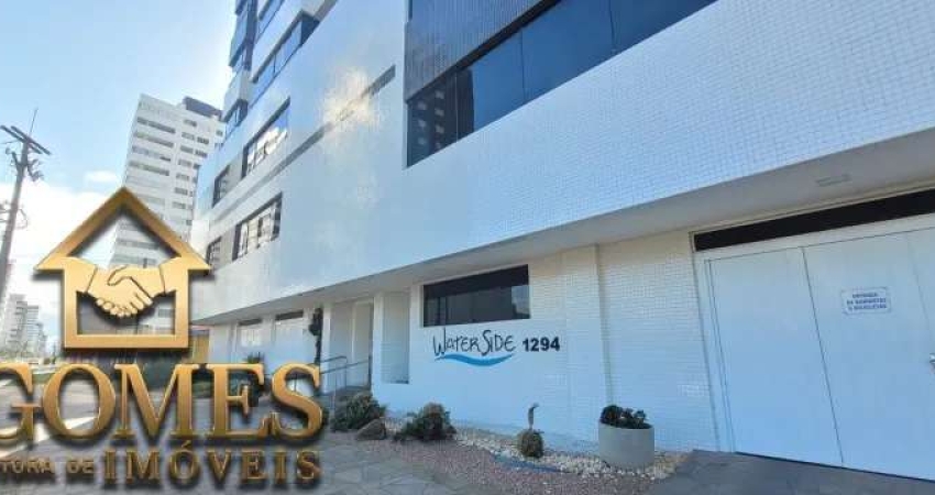 Belo apartamento três dormitórios com linda vista para  o mar