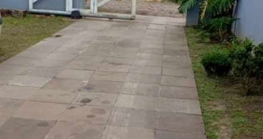 Casa com 2 quartos à venda na Avenida Atlântica, 2064, Centro, Tramandaí