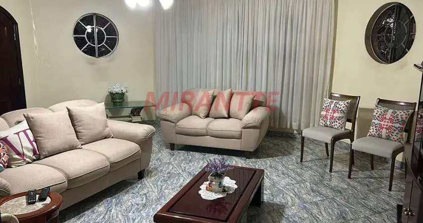 Sobrado de 300m² com 3 quartos em Santa Terezinha