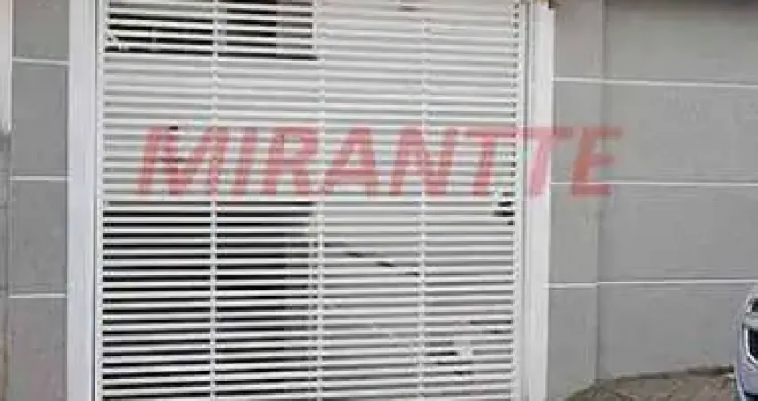 Cond. fechado de 180m² com 3 quartos em Santa Terezinha