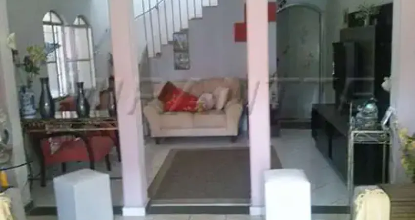 Casa com 3 quartos à venda na Rua Simão de Abreu, Furnas, São Paulo